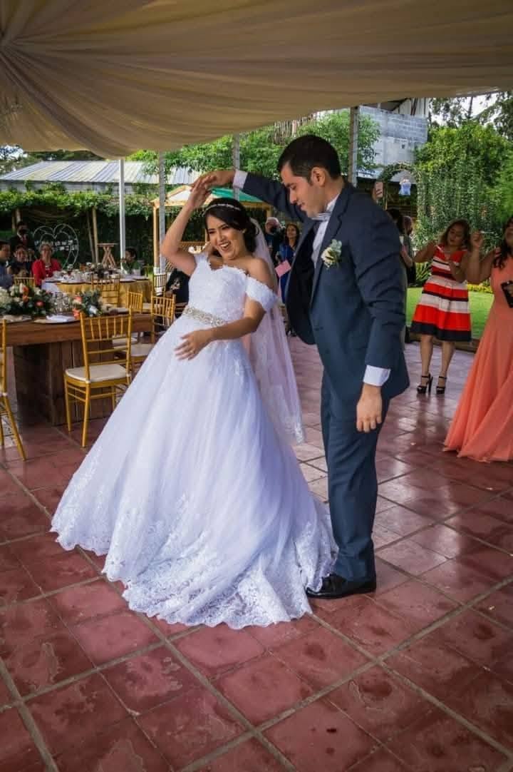 Bailando